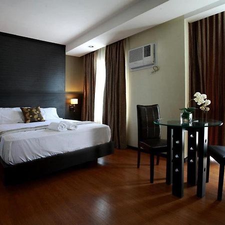 Makati Boutique Hotel Near Naia Airport Terminal 3 Edsa Pasay Cbd Makati City Extérieur photo