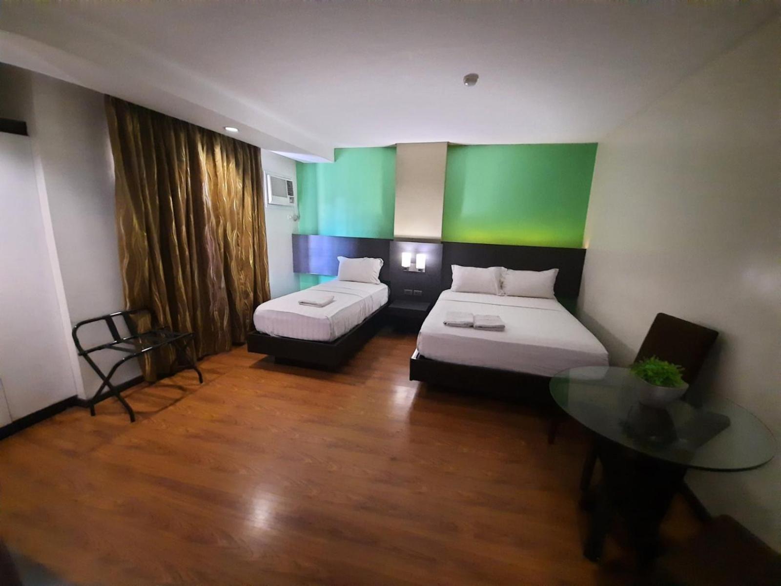 Makati Boutique Hotel Near Naia Airport Terminal 3 Edsa Pasay Cbd Makati City Extérieur photo