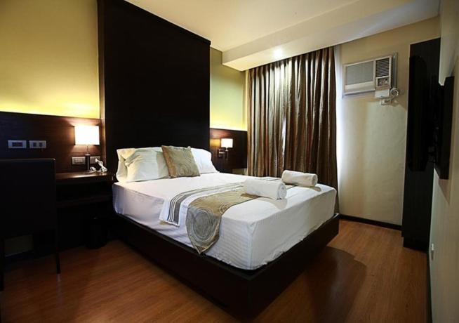 Makati Boutique Hotel Near Naia Airport Terminal 3 Edsa Pasay Cbd Makati City Extérieur photo